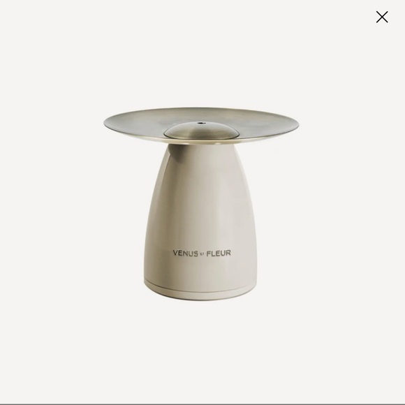 Venus et Fleur Other - Venus Et Fleur ASCEND FRAGRANCE DIFFUSER Retail $329